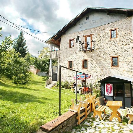 Yeti Guest House Mavrovo Luaran gambar