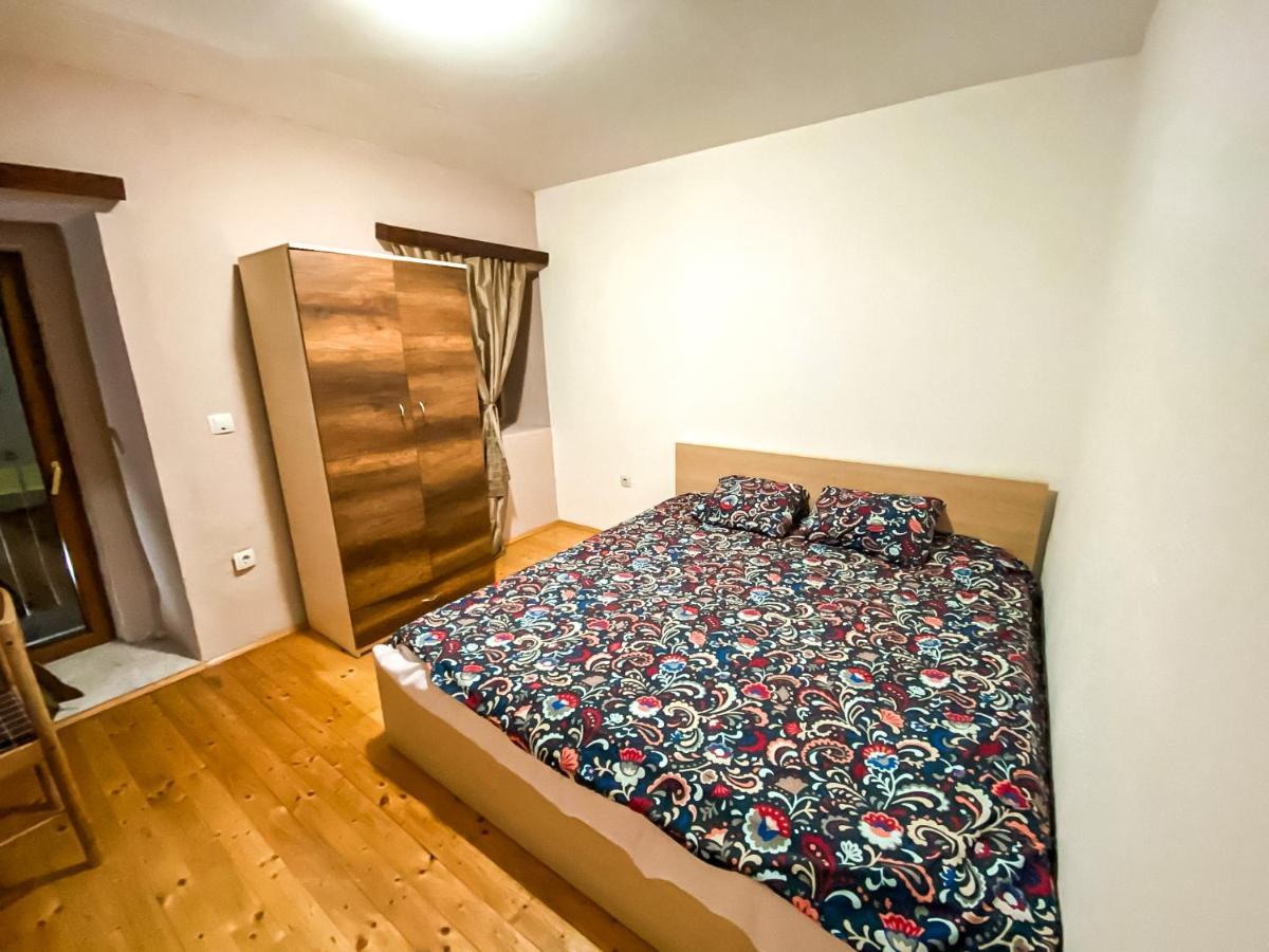 Yeti Guest House Mavrovo Luaran gambar