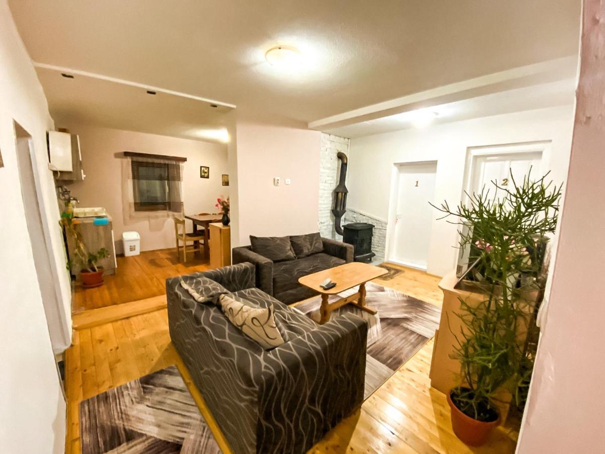 Yeti Guest House Mavrovo Luaran gambar