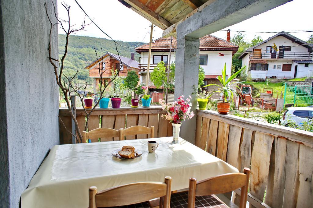 Yeti Guest House Mavrovo Luaran gambar