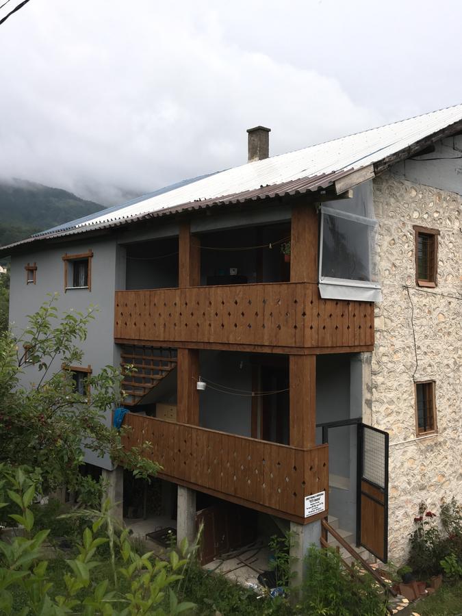 Yeti Guest House Mavrovo Luaran gambar